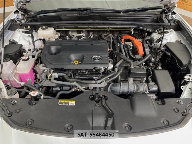 Toyota CROWN 2023-12 8005216-18