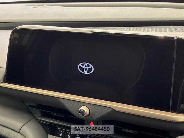Toyota CROWN 2023-12 8005216-4