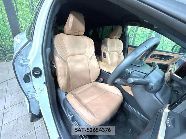 Toyota CROWN 2024-08 8006423-8
