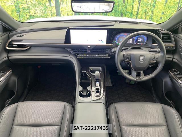 Toyota CROWN 2024-02 8007469-2