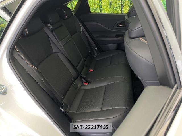 Toyota CROWN 2024-02 8007469-9