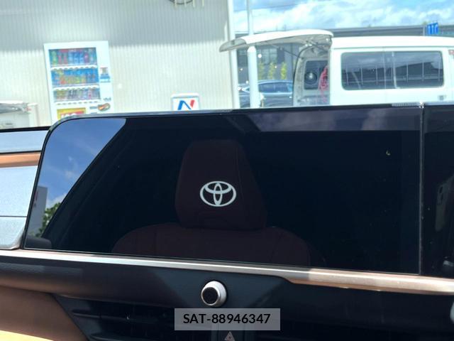 Toyota CROWN 2024-10 8007471-5