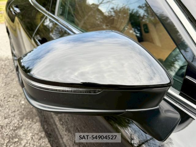 Toyota CROWN 2024-03 8007548-5