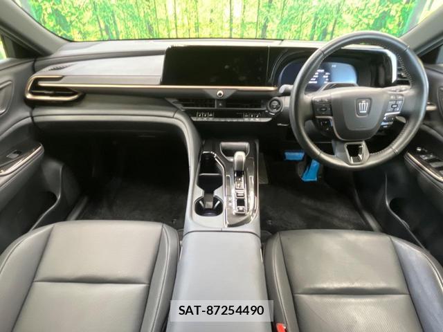Toyota CROWN 2023-11 8007779-1