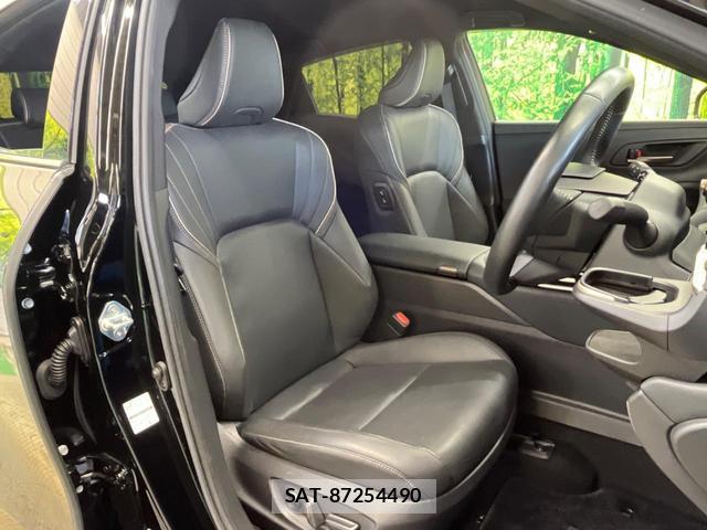 Toyota CROWN 2023-11 8007779-8