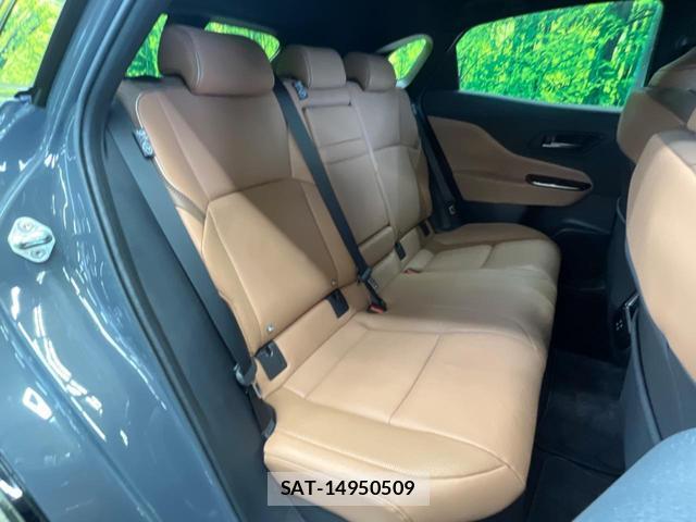 Toyota CROWN 2024-07 8007790-8