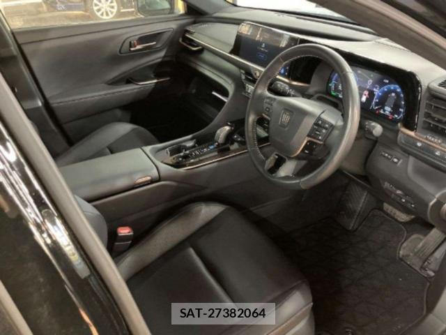 Toyota CROWN 2024-01 8007968-2