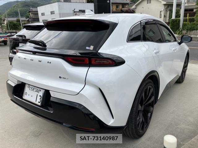 Toyota CROWN 2025-01 8009123-1