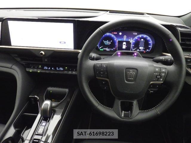 Toyota CROWN 2025-04 8009145-2