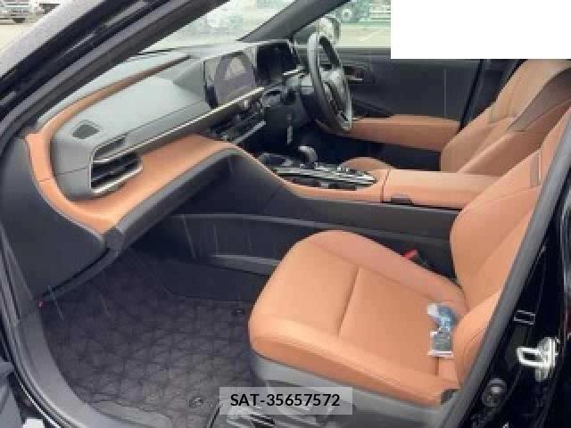Toyota CROWN 2024-02 8009275-3