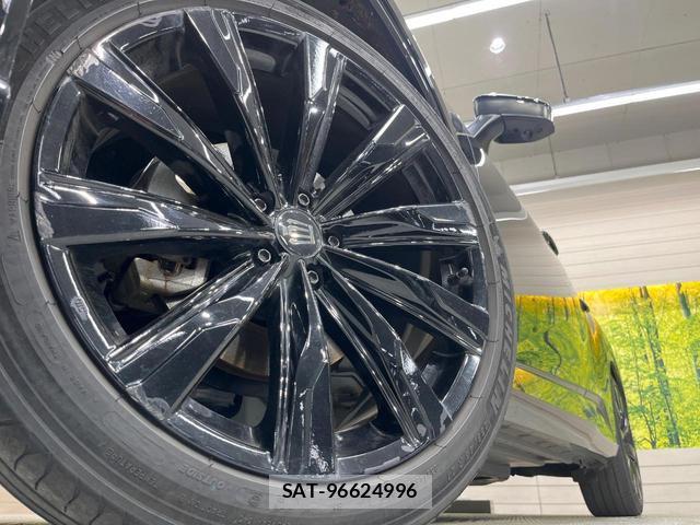 Toyota CROWN 2024-07 8009616-12