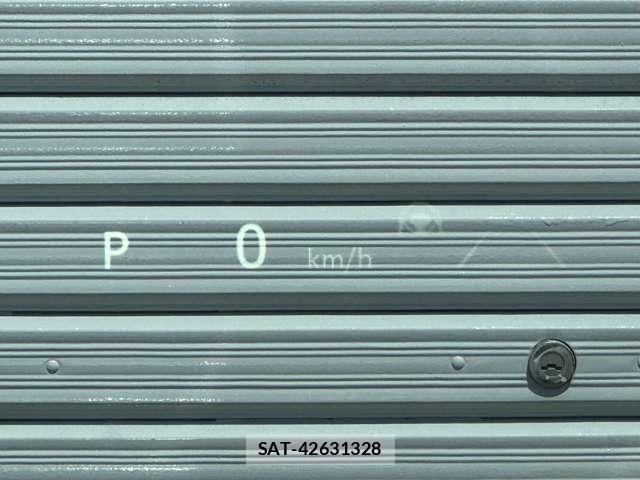 Toyota CROWN 2024-04 8009755-11
