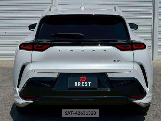 Toyota CROWN 2024-04 8009755-3