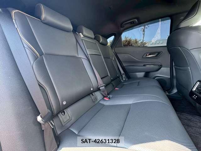 Toyota CROWN 2024-04 8009755-7