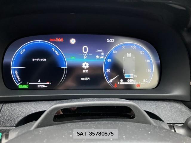 Toyota CROWN 2024-11 8009775-16