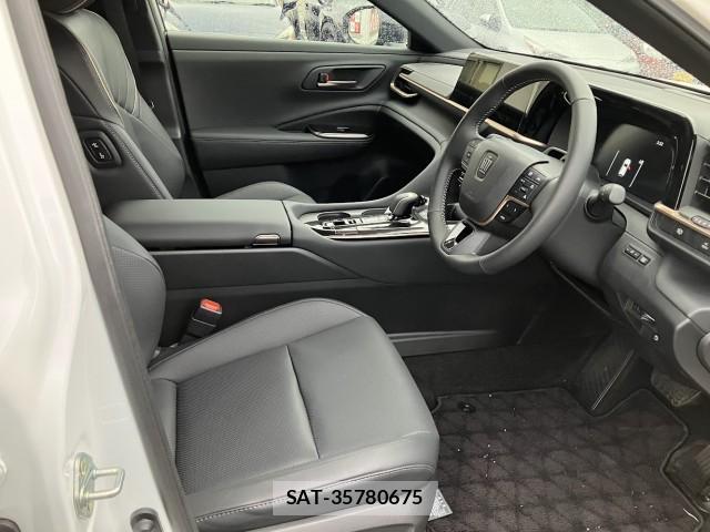 Toyota CROWN 2024-11 8009775-6