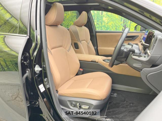 Toyota CROWN 2024-11 8010028-7