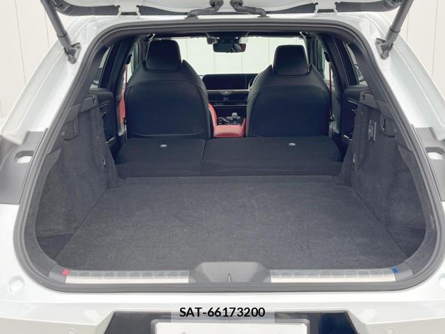 Toyota CROWN 2024-03 8010141-10