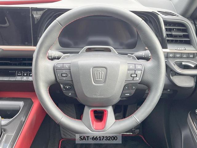 Toyota CROWN 2024-03 8010141-11