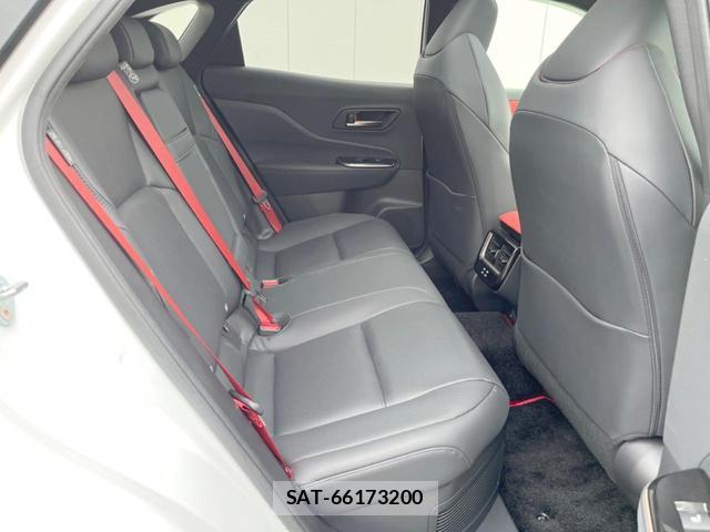 Toyota CROWN 2024-03 8010141-9