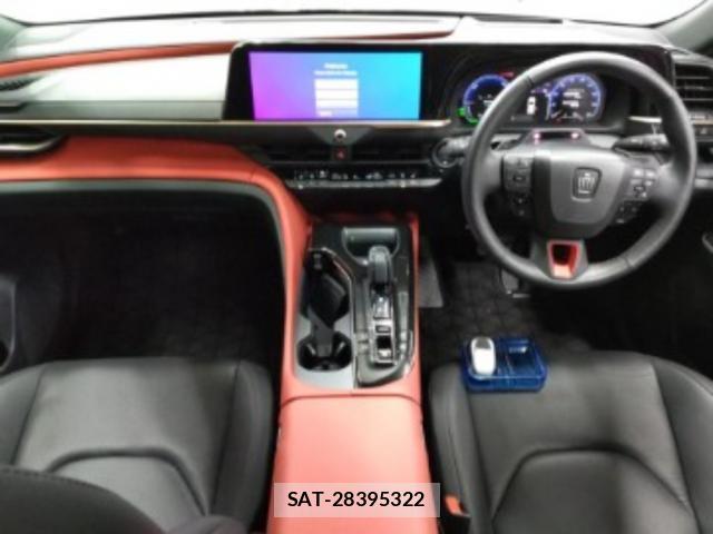 Toyota CROWN 2024-02 8010227-2