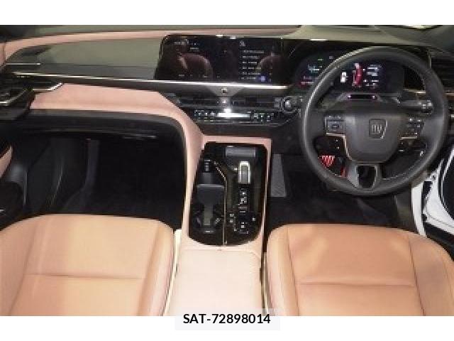 Toyota CROWN 2025-01 8010259-2