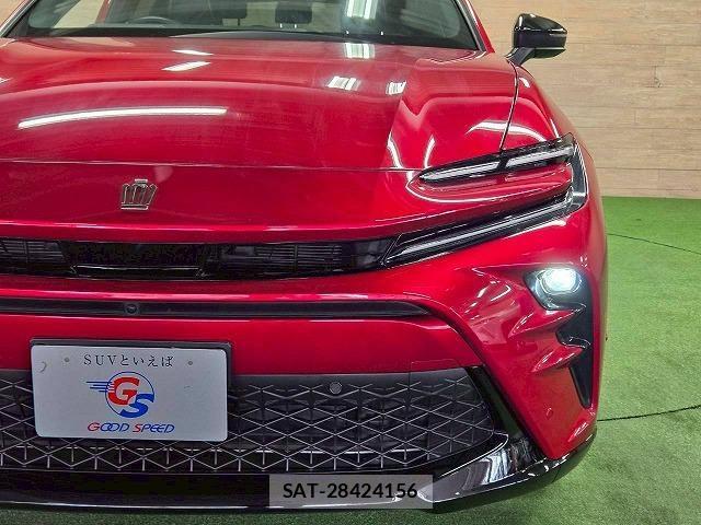 Toyota CROWN 2024-04 8010879-17