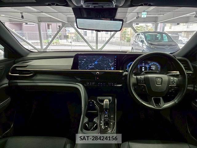 Toyota CROWN 2024-04 8010879-2