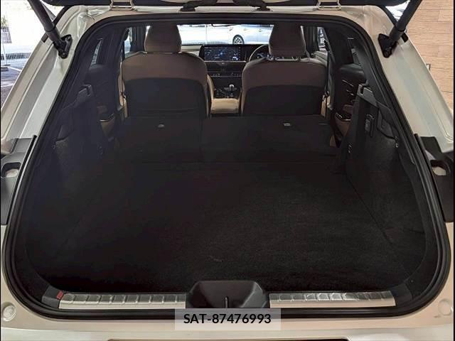 Toyota CROWN 2023-12 8010880-19