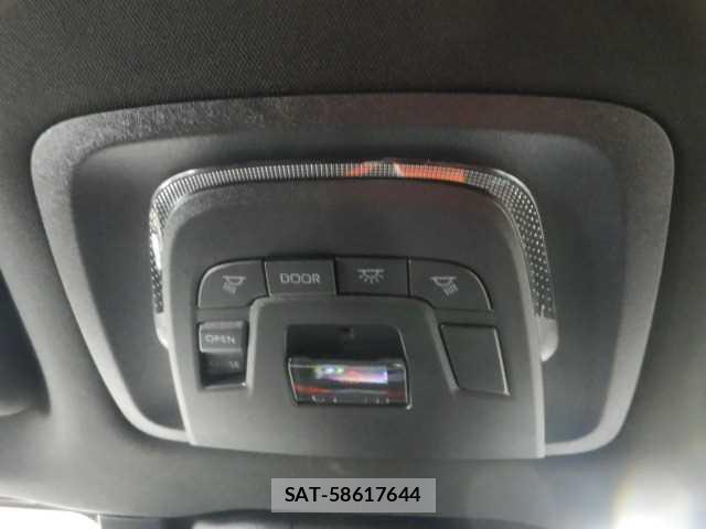 Toyota CROWN 2024-03 8011039-11