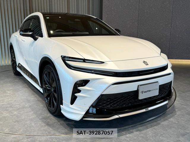 Toyota CROWN 2024-02 8011115-1