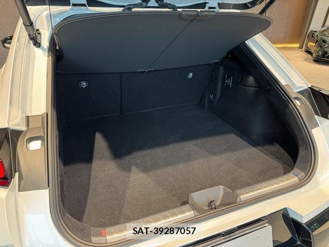 Toyota CROWN 2024-02 8011115-13