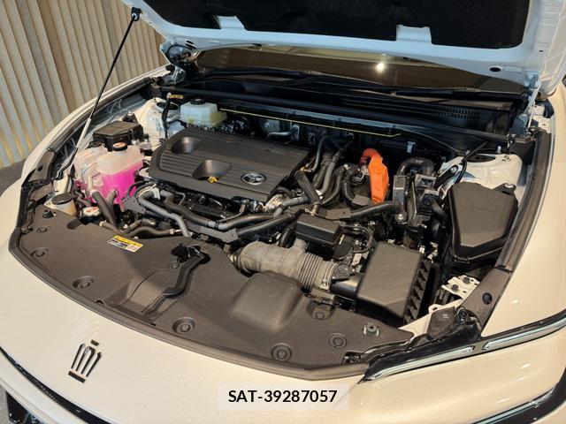 Toyota CROWN 2024-02 8011115-14