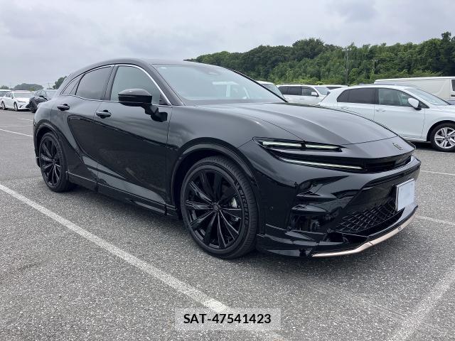 Toyota CROWN 2023-11 8011203-0