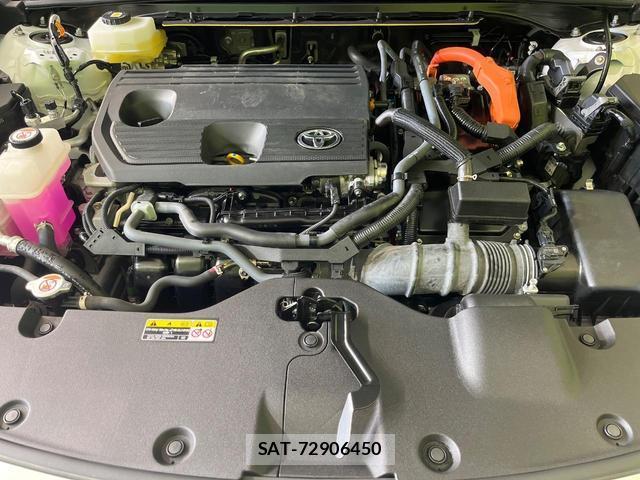 Toyota CROWN 2024-10 8011363-18