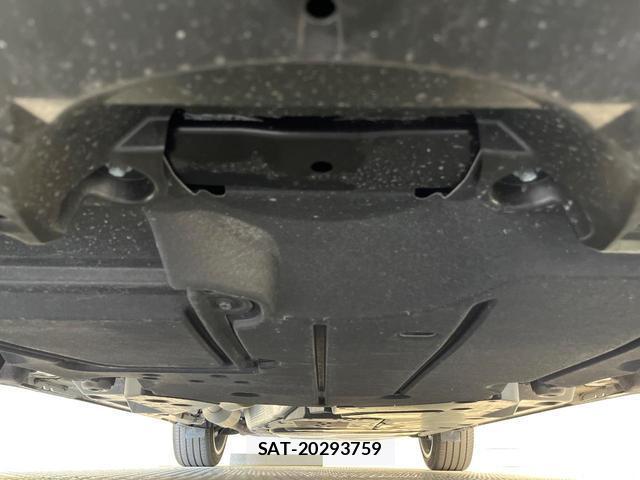 Toyota CROWN 2024-02 8011748-18