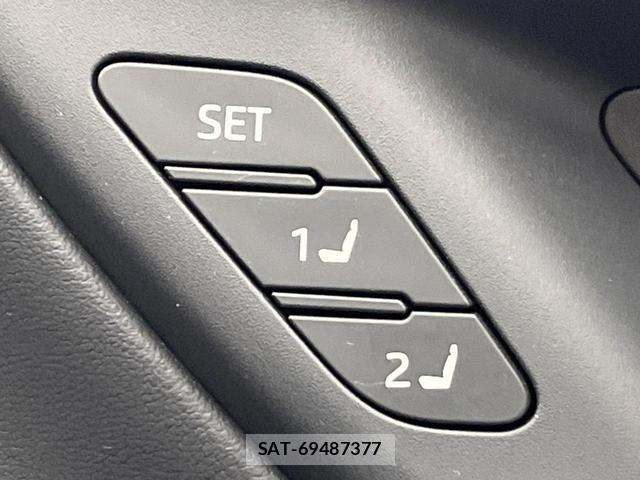 Toyota CROWN 2023-12 8011837-10