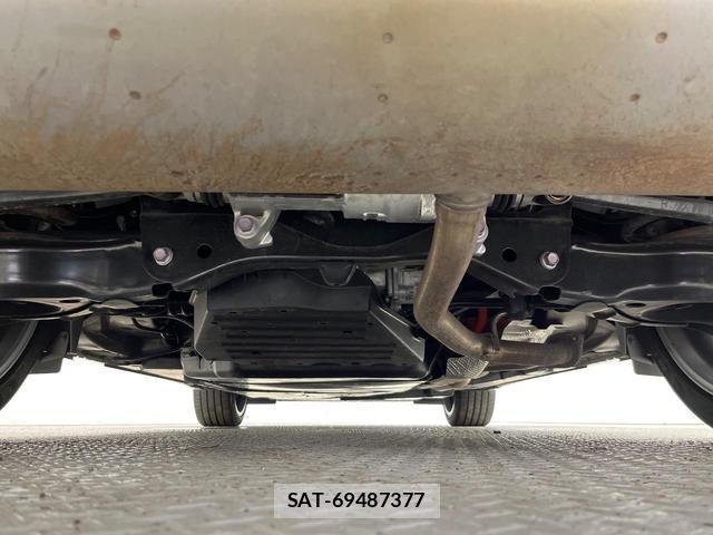 Toyota CROWN 2023-12 8011837-18