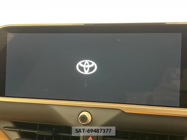 Toyota CROWN 2023-12 8011837-3