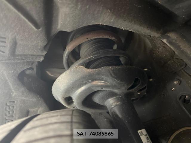 Toyota CROWN 2024-10 8011838-18