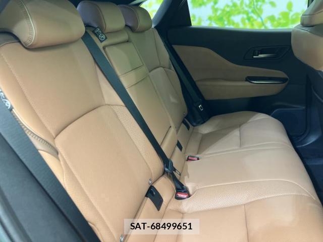 Toyota CROWN 2024-09 8012163-4