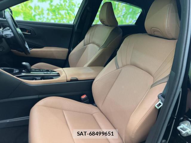 Toyota CROWN 2024-09 8012163-5