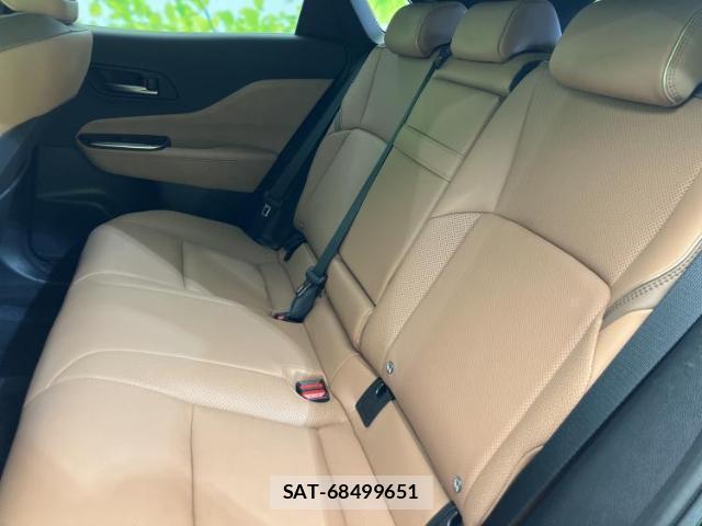 Toyota CROWN 2024-09 8012163-6