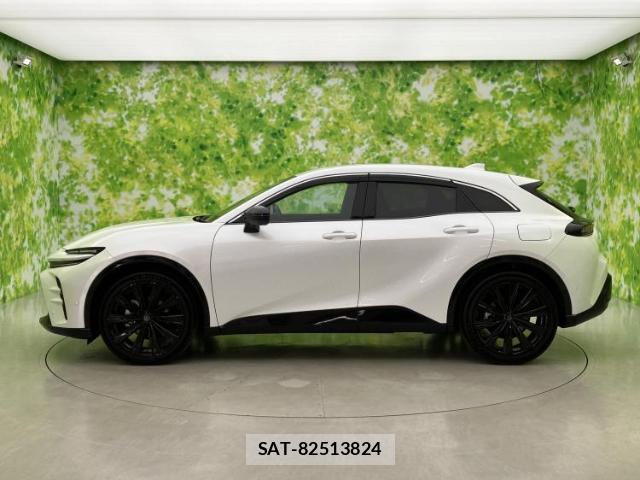 Toyota CROWN 2024-12 8012172-1