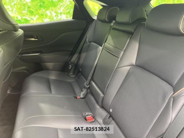 Toyota CROWN 2024-12 8012172-6