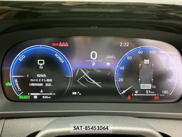 Toyota CROWN 2025-01 8012239-13