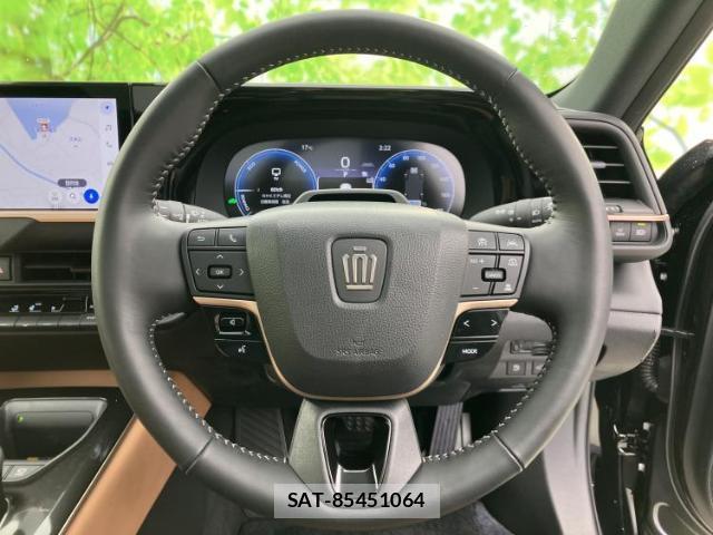 Toyota CROWN 2025-01 8012239-14