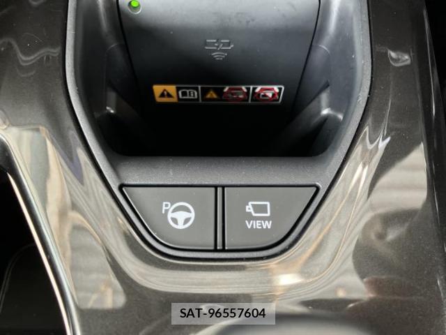 Toyota CROWN 2024-01 8012462-14