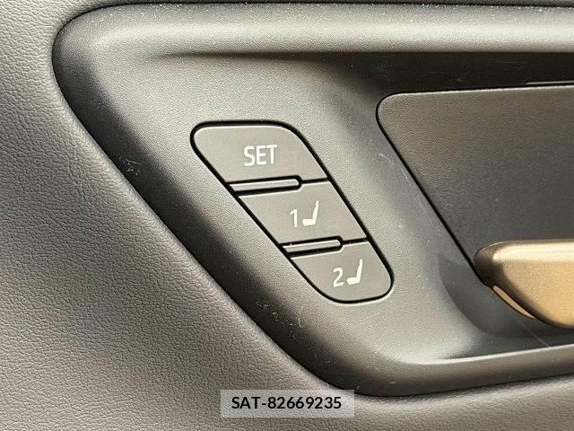 Toyota CROWN 2024-01 8012470-9