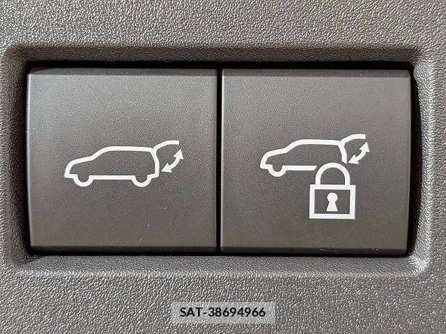 Toyota CROWN 2024-10 8012471-10